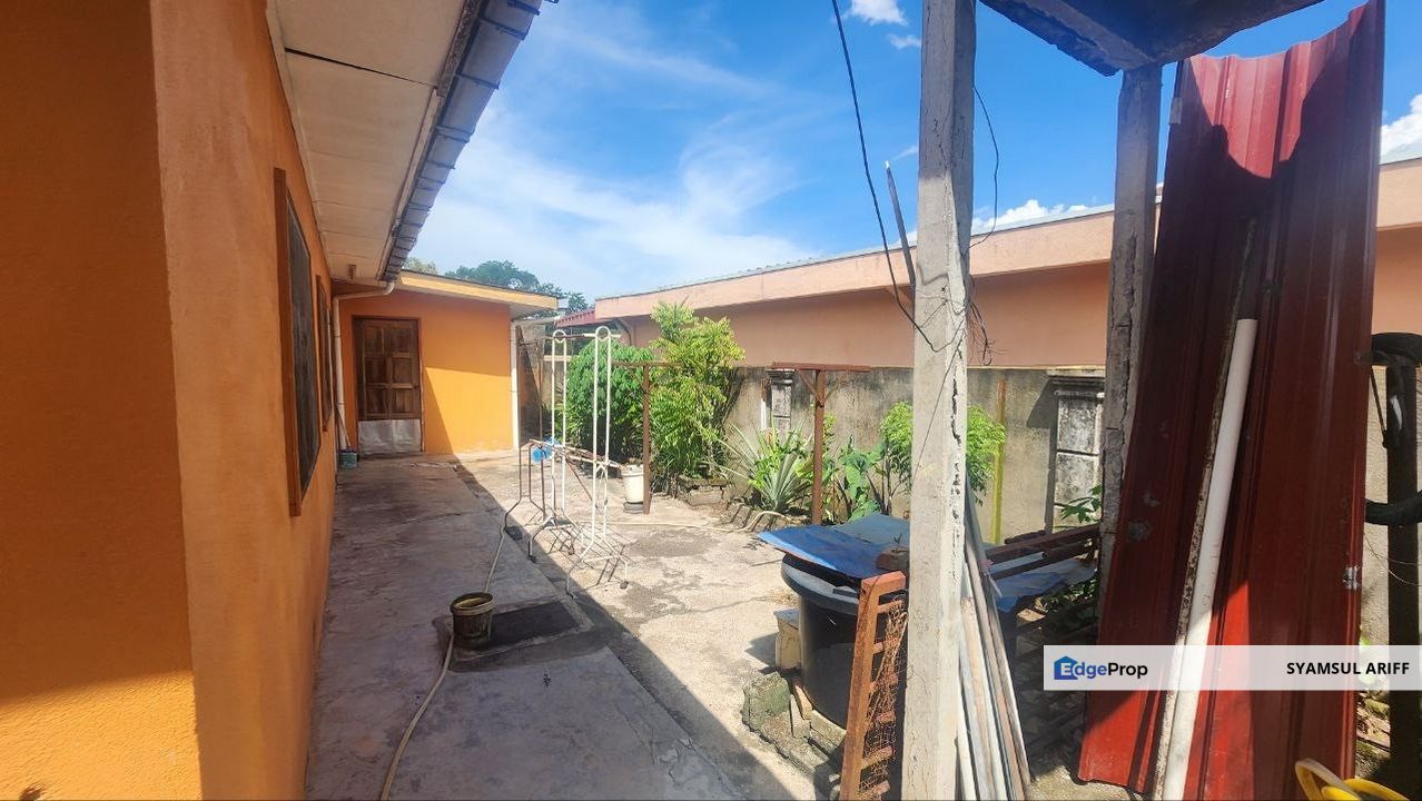 Rumah Taman Ada Tanah Tepi Di Cheroh Raub , Pahang, Raub