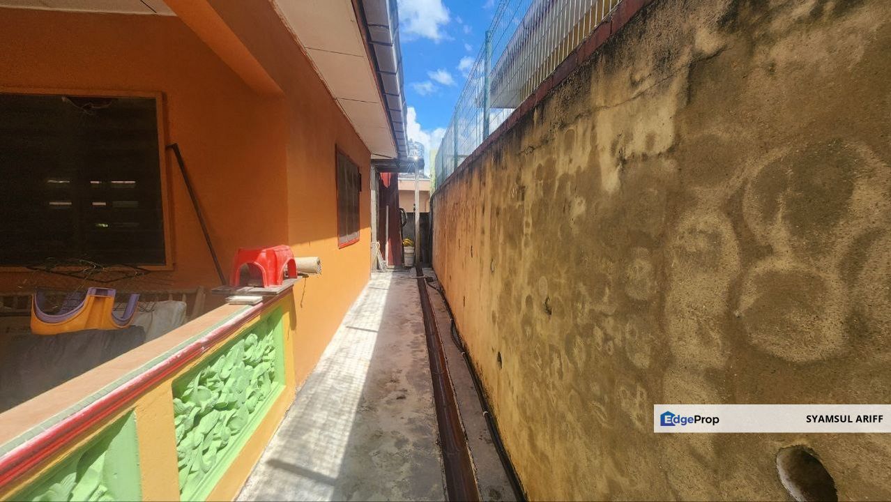 Rumah Taman Ada Tanah Tepi Di Cheroh Raub , Pahang, Raub