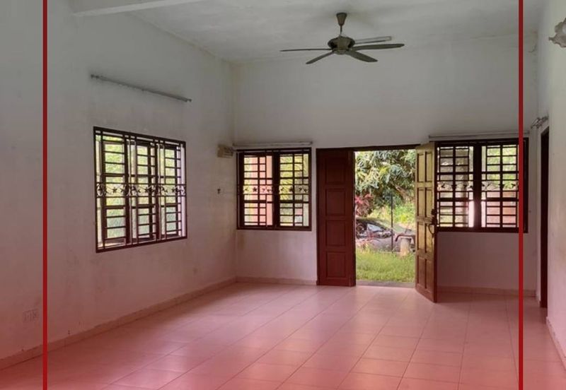 Rumad Ada Tanah Freehold Berserah Kuantan