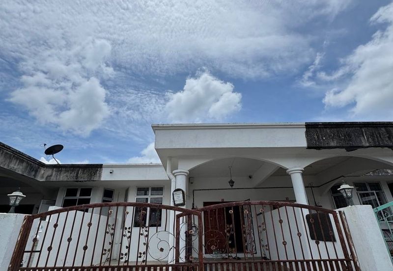 Rumah Taman Saga Mentakab