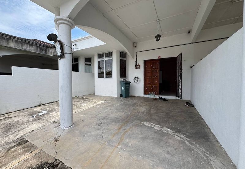 Rumah Taman Saga Mentakab