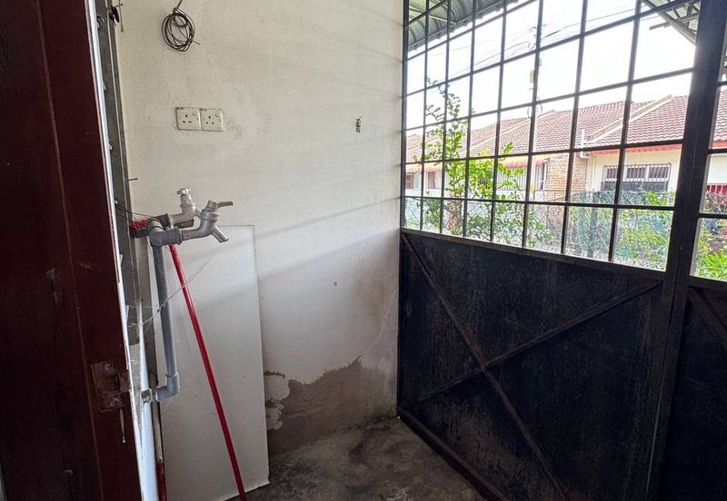 Rumah Taman Saga Mentakab