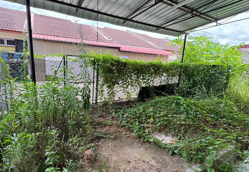 Rumah Taman Saga Mentakab