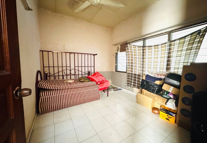 Rumah Non Bumi Netas Jaya Mentakab