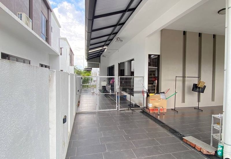 Rumah Luas Cantik Mewah Modern Semi D Temerloh