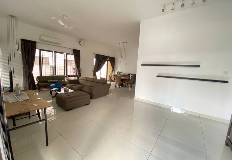 Rumah Luas Cantik Mewah Modern Semi D Temerloh