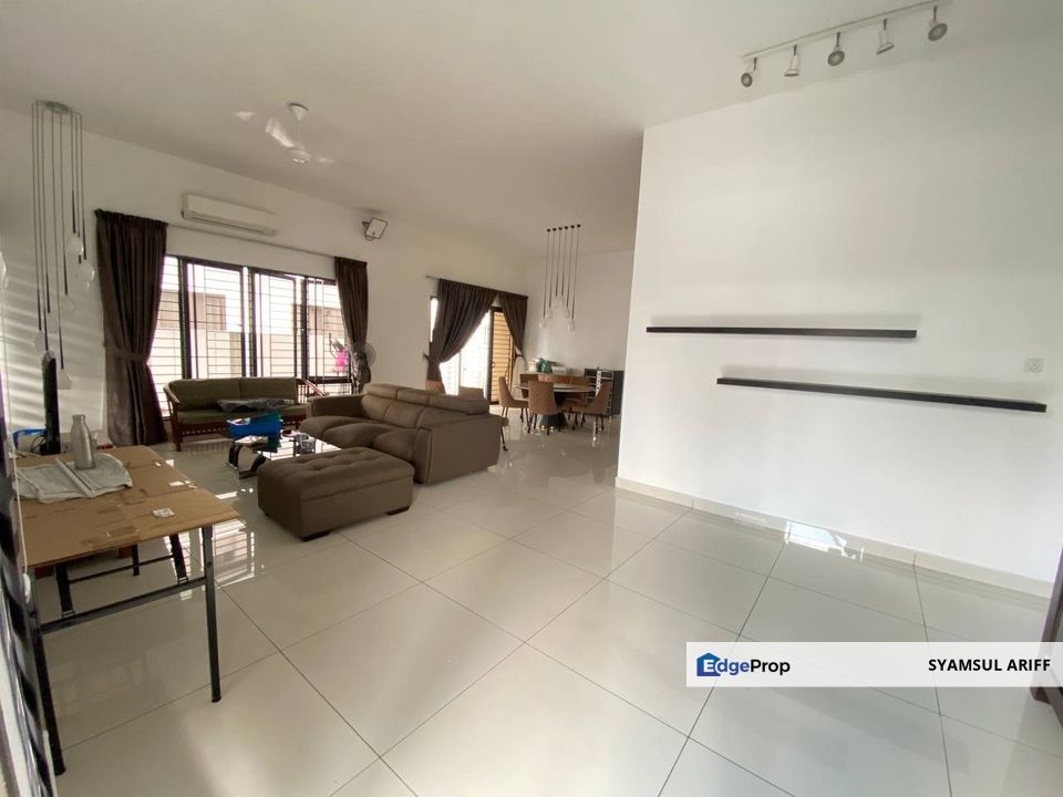 Rumah Semi D Lestary Height Temerloh siap renivate luas dan cantik untuk jual, Pahang, Temerloh