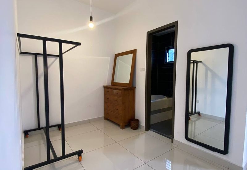 Rumah Luas Cantik Mewah Modern Semi D Temerloh