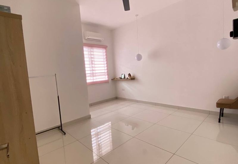 Rumah Luas Cantik Mewah Modern Semi D Temerloh