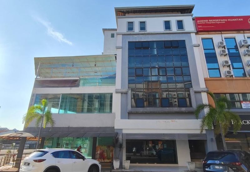 Hotel untuk diambil alih tengah bandar Kuantan