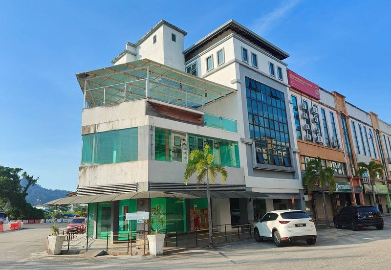Hotel untuk diambil alih tengah bandar Kuantan