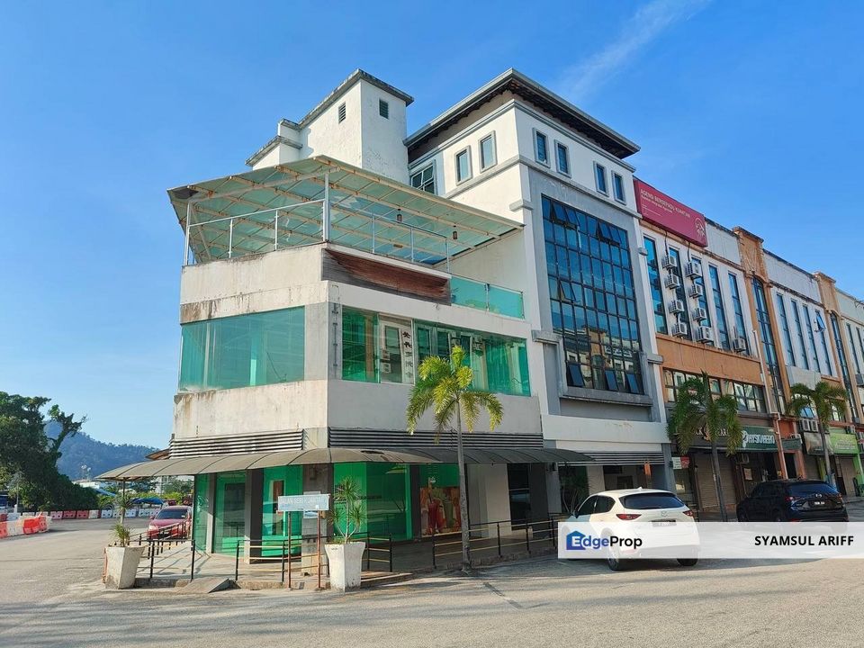 Hotel untuk diambil alih tengah bandar Kuantan, Pahang, Kuantan