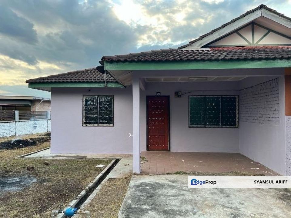 Rumah semi d refurbish TSJ Temerloh tanah luas untuk jual, Pahang, Temerloh