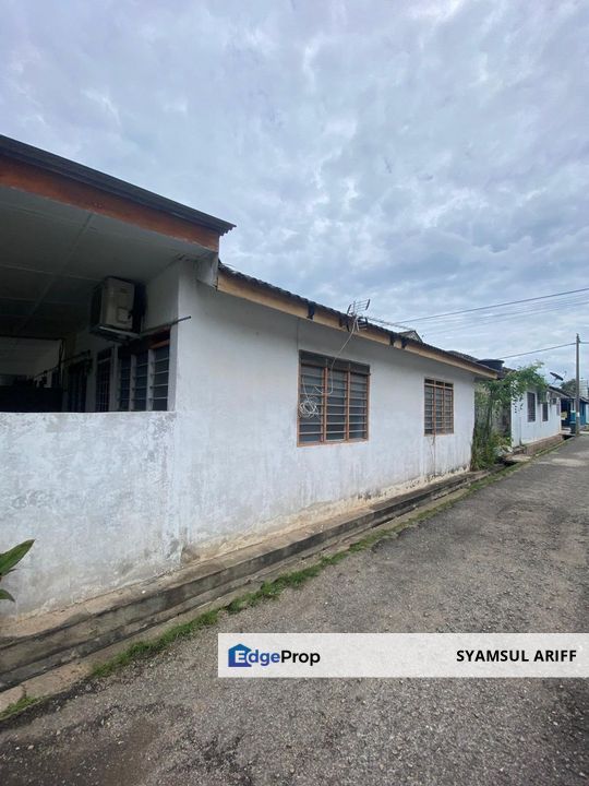 Rumah hujung Sri Layang kawasan luas Mentakab Jual, Pahang, Temerloh