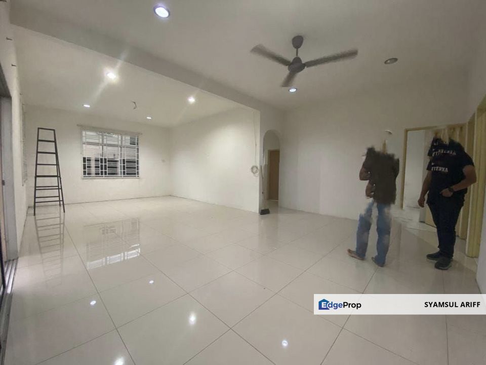 Rumah Banglo bebas banjir ats bukit Mentakab, Pahang, Temerloh