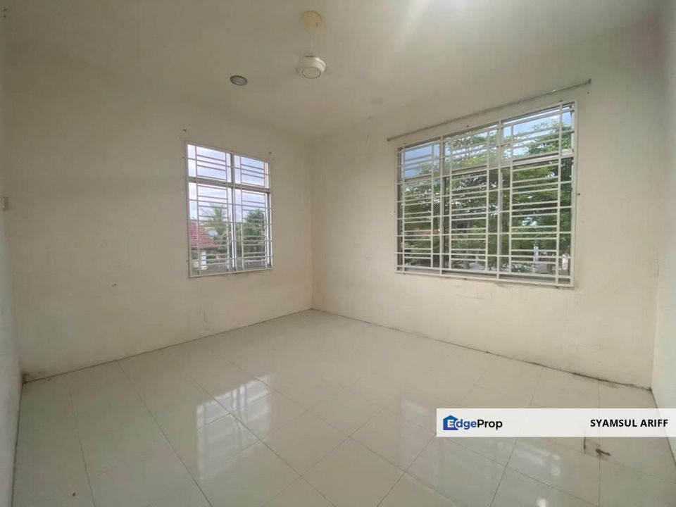 Rumah Banglo bebas banjir ats bukit Mentakab, Pahang, Temerloh