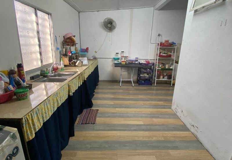 TAMAN KELADAN IMPIAN