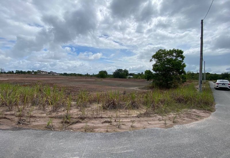 Tanah lot banglo corner bebas banjir temerloh