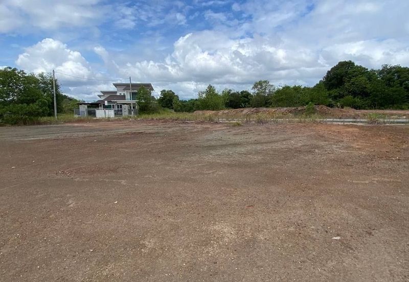 Tanah lot banglo corner bebas banjir temerloh