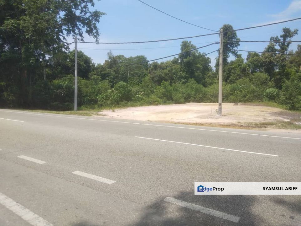 Tanah lot banglo tepi jalan utama Sg Gau Temerloh, Pahang, Temerloh