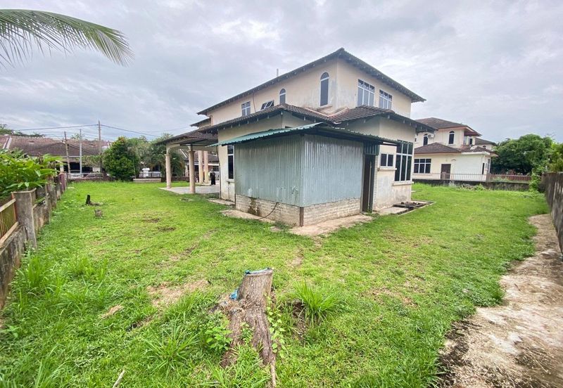 TAMAN BUKIT SEMANTAN