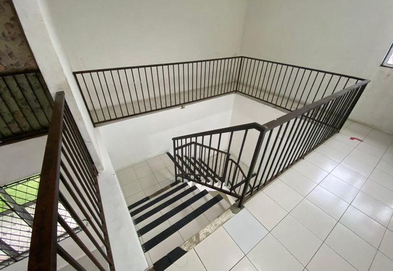 TAMAN BUKIT SEMANTAN