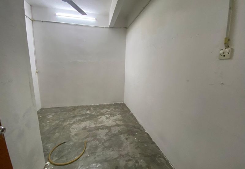 TAMAN BUKIT SEMANTAN