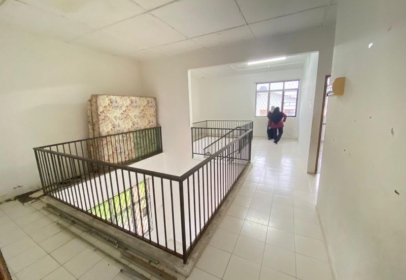 TAMAN BUKIT SEMANTAN