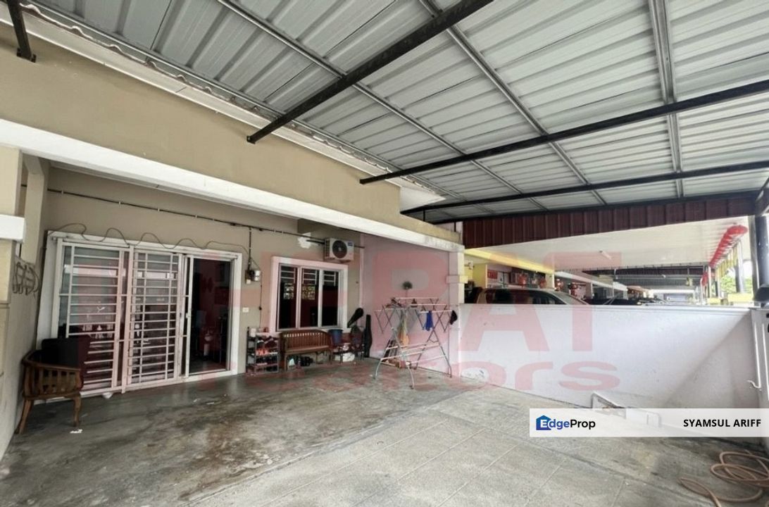 Rumah Taman Merbau bawah market value tengah bandar Bera untuk dijual, Pahang, Bera