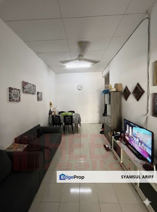 Rumah Taman Merbau bawah market value tengah bandar Bera untuk dijual, Pahang, Bera