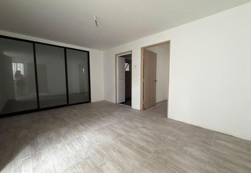 [For Sale] Ipoh South Precinct 3 Storey Semi D