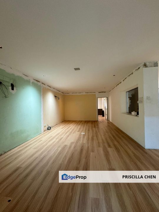 [For Sale]Menglembu Timur 1.5 Storey Semi-D, Perak, Menglembu