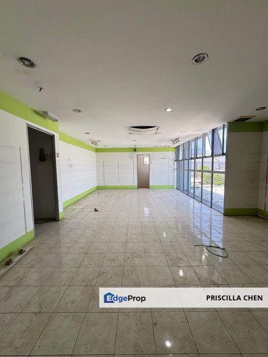 [For Sale]Menglembu Timur 1.5 Storey Semi-D, Perak, Menglembu