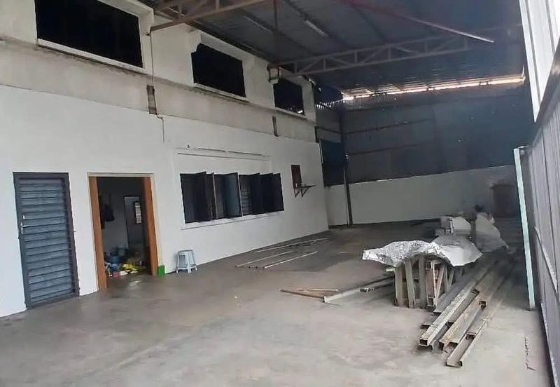 [For Rent] Pengkalan Detached Factory For Rent