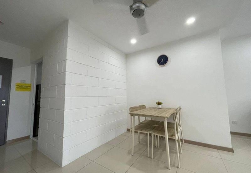 Manhattan Condominium