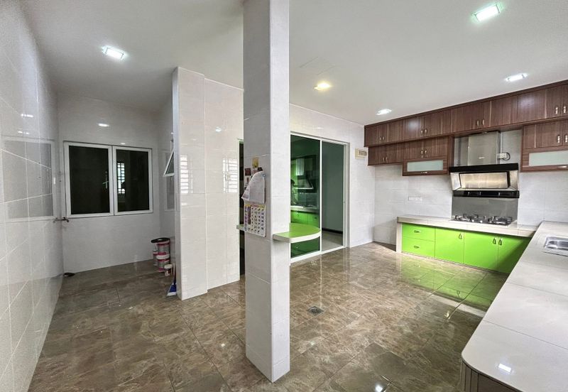 [For Sale]Pengkalan Prencinct 18 Double Storey