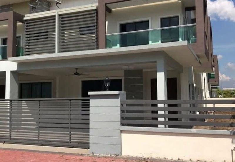 [For Sale]Meru Mutiara Double Storey Semi D 