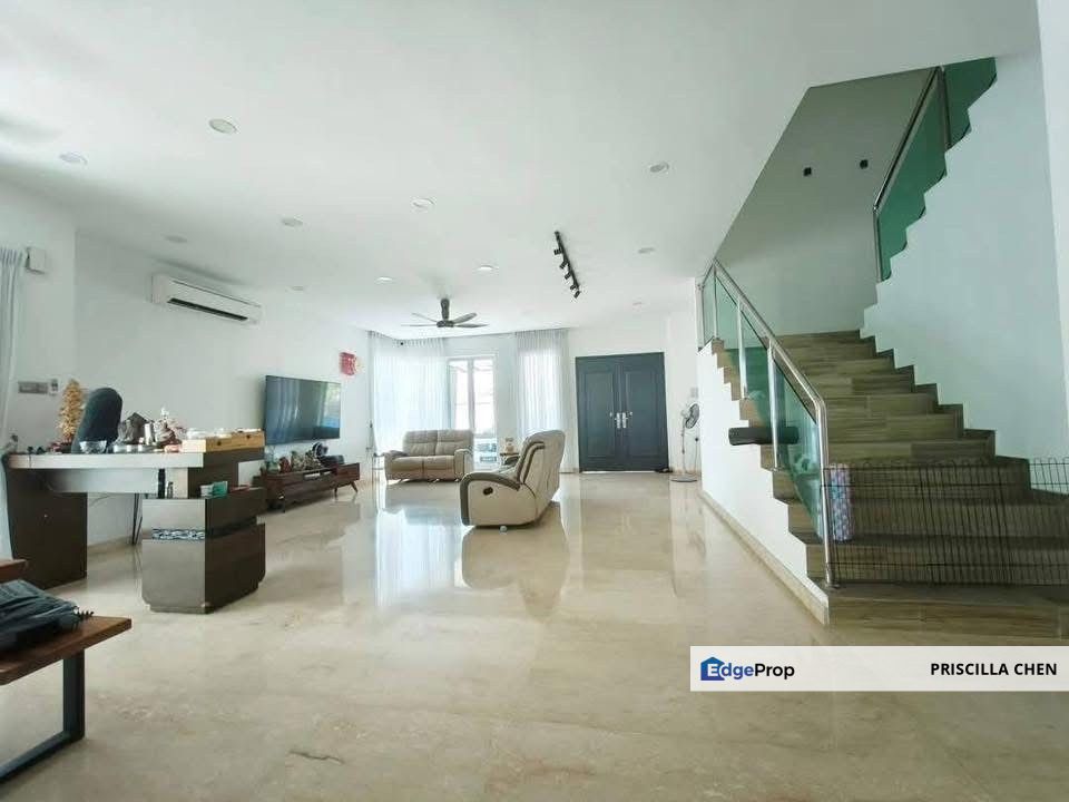 [For Sale] Airport Square 2.5 Storey Semi D, Perak, Ulu Kinta