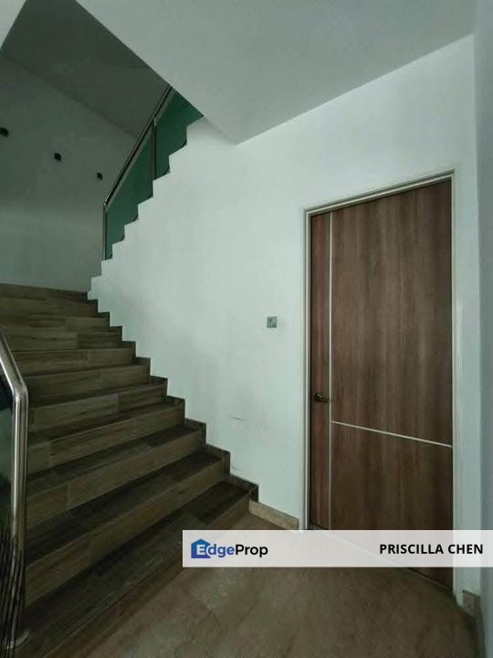 [For Sale] Airport Square 2.5 Storey Semi D, Perak, Ulu Kinta