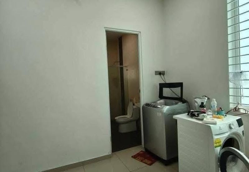 [For Sale] Airport Square 2.5 Storey Semi D