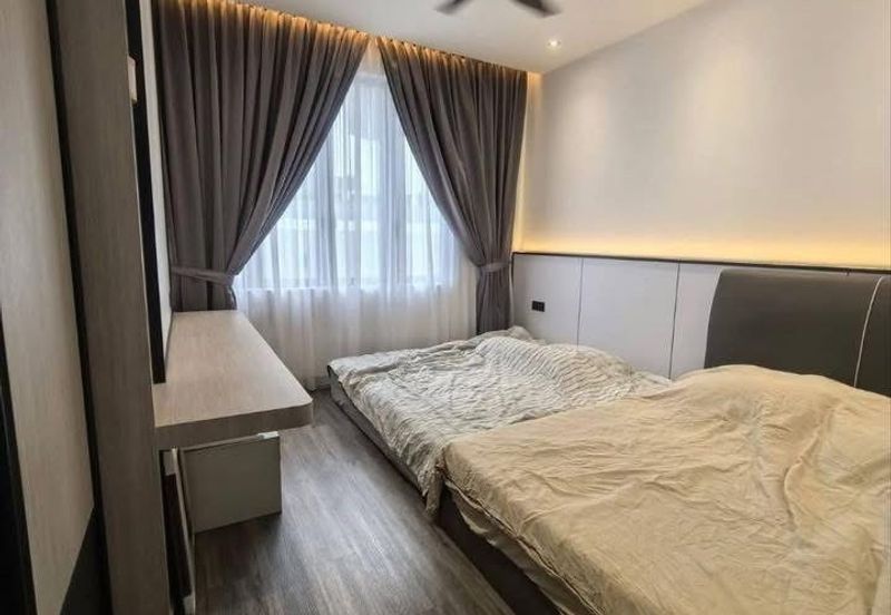 [For Sale]Enclave 2.5 Storey Semi-D House