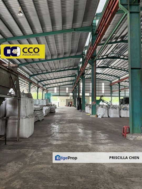 [For Sale]Batu Gajah Perdana 2.1 Acre Bungalow , Perak, Pusing