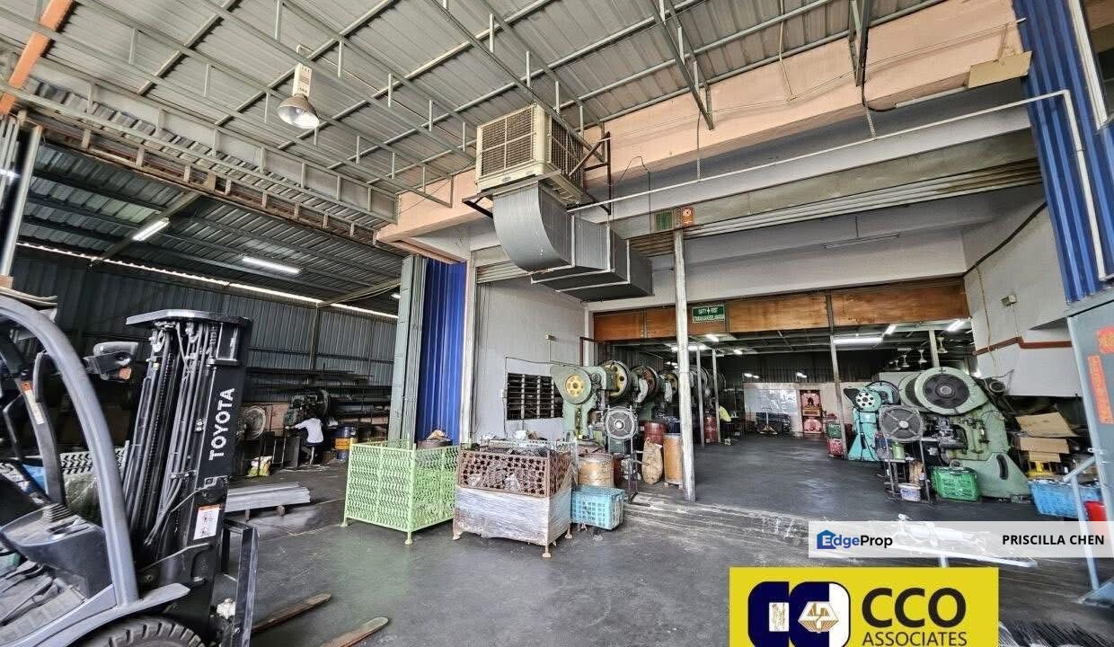 [For Sale]Batu Gajah Perdana One & half Storey, Perak, Pusing