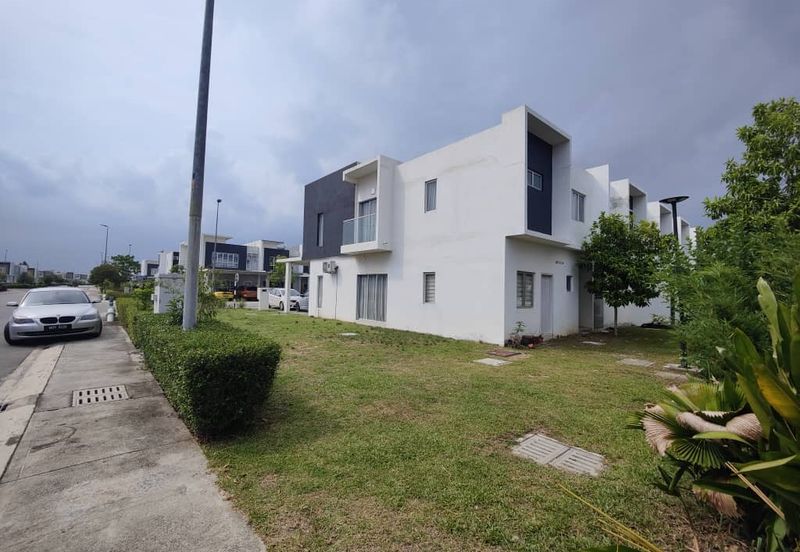 Casa Green @ Cybersouth