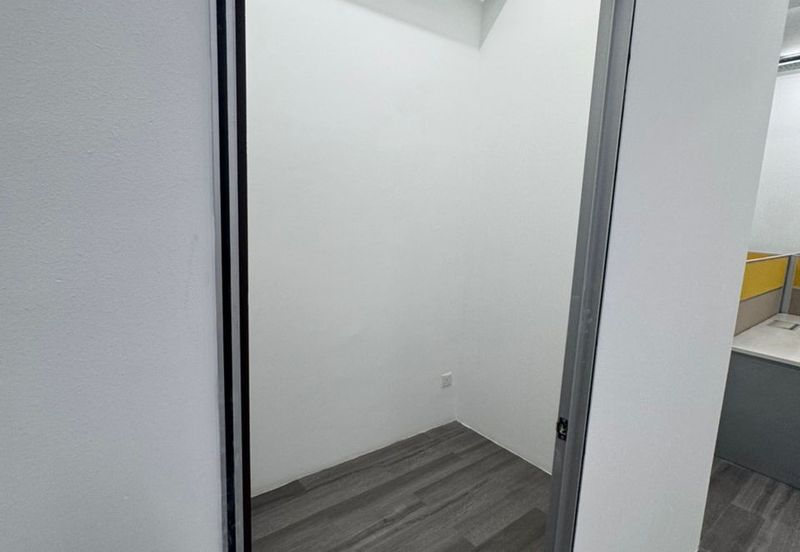 Kenwingston Business Centre