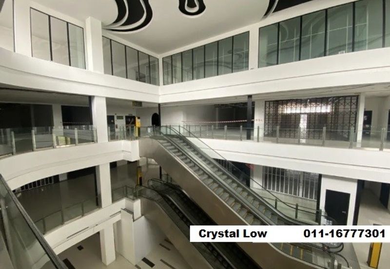 Centrus Shopping Mall