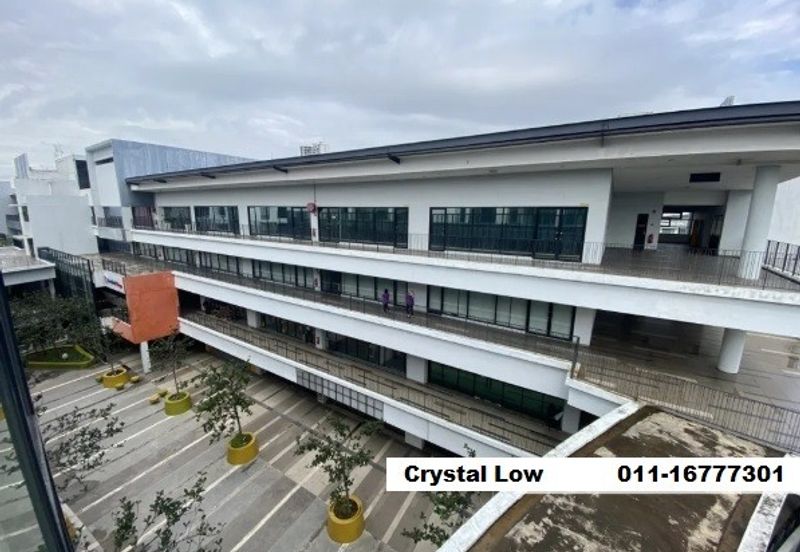 Centrus Shopping Mall