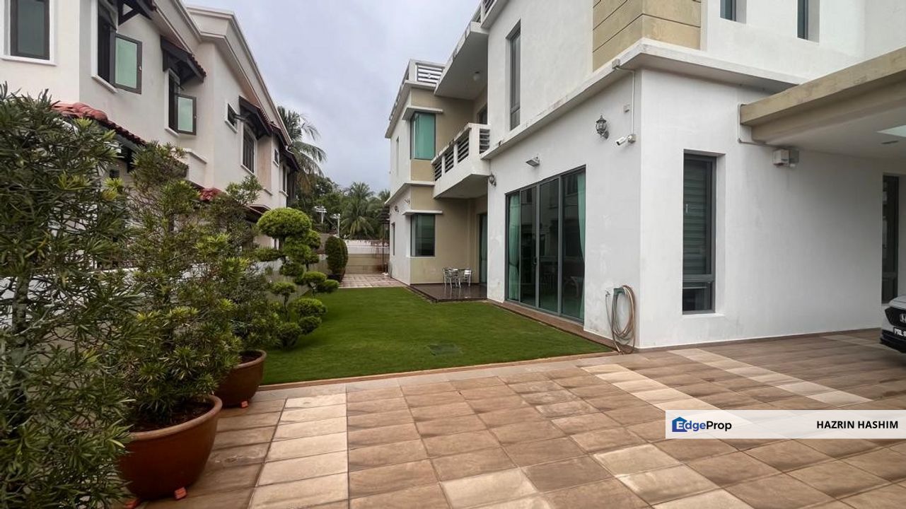 SOLOK CANTONMENT 3 STOREY BUNGALOW, Penang, Pulau Tikus