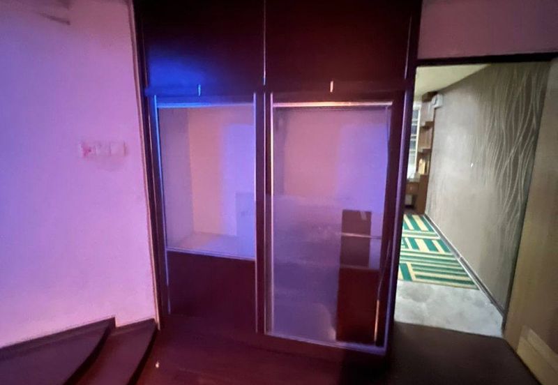 🔊Apartment Kristal Idaman, Bayan Baru for Sale🔊 KA001