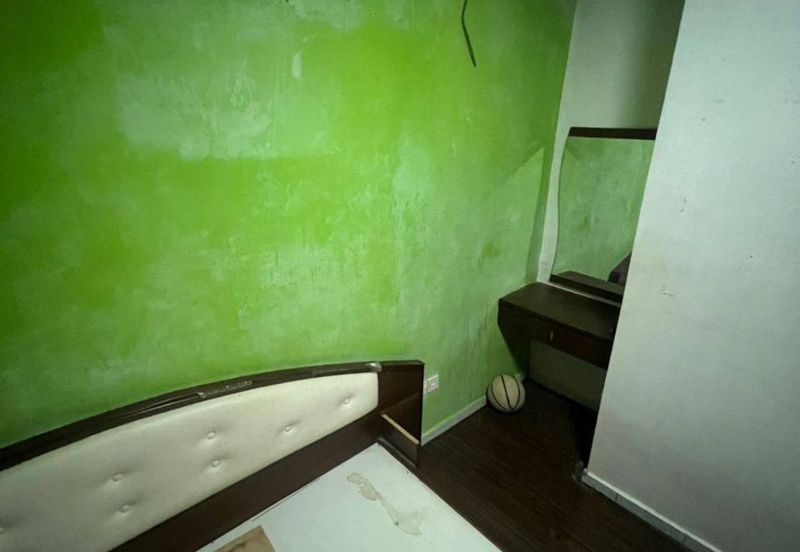 🔊Apartment Kristal Idaman, Bayan Baru for Sale🔊 KA001